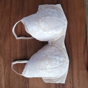 Victoria’s secret lightly lined demi Body by victoria bra